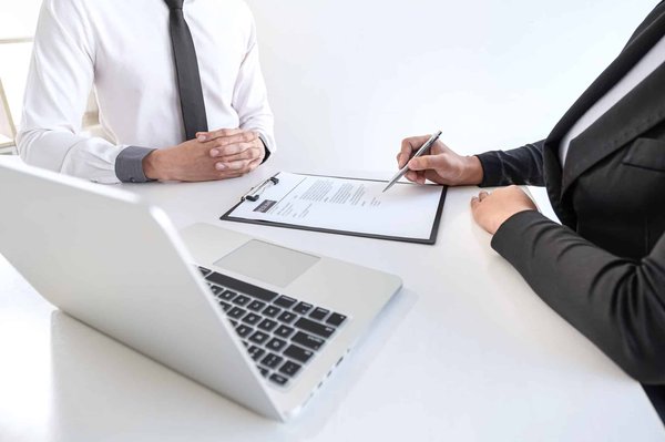 Emploi à Granville : Quelles sont les entreprises qui recrutent en alternance ?